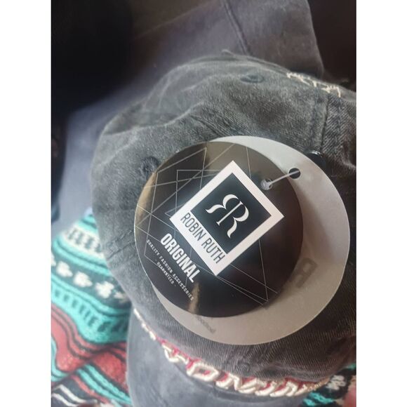 Wyoming new with tags robin Ruth adjustable Trucker style cap - Picture 3 of 4